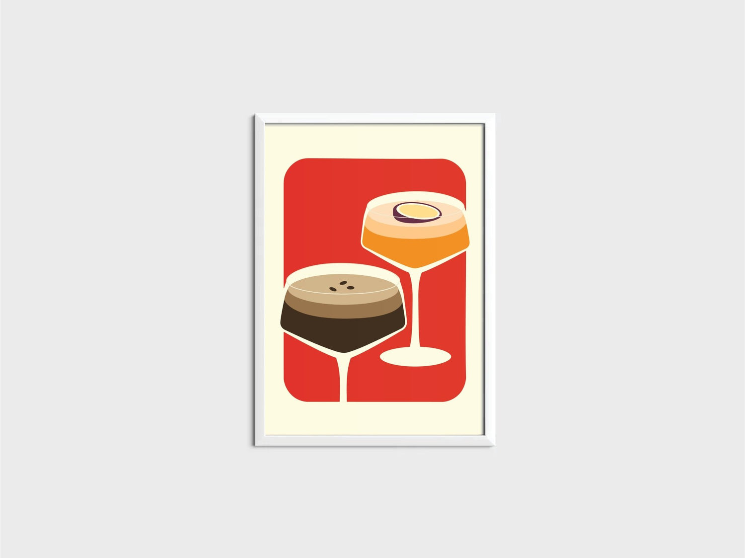 Illustratie van een Pornstar Martini en een Espresso Martini op een poster met rode achtergrond, A4-formaat, ontworpen door Studio Bloos.