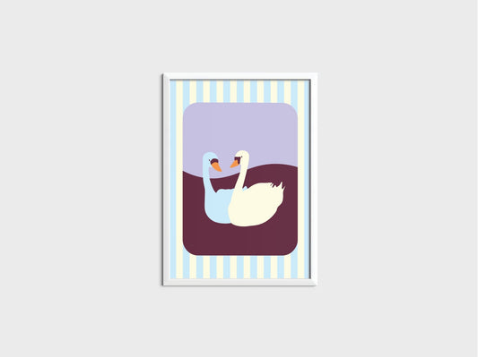 Illustratie van twee zwanen in zachte pastelkleuren (lichtblauw, lila, beige) op A4-poster – Swanniversary van Studio Bloos, zonder lijst.