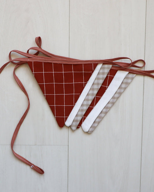 red flag betekenis rode vlag beige vlaggen witte slingers van stof met handige ophanglus